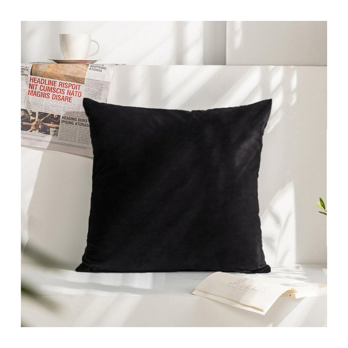 CANIRICA Samtkissenbezug für Sofa in Schwarz, 45 x 45 cm - Bild 1