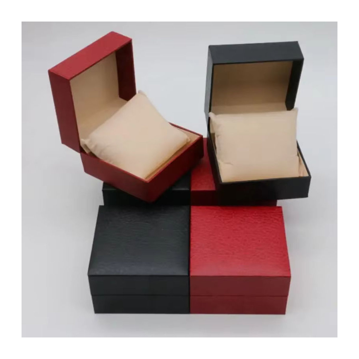 CAOWTAN Schmuckbox mit Litschi-Muster für Uhren und Armbänder aus Leder und Papier in Schwarz und Rot - Bild 1