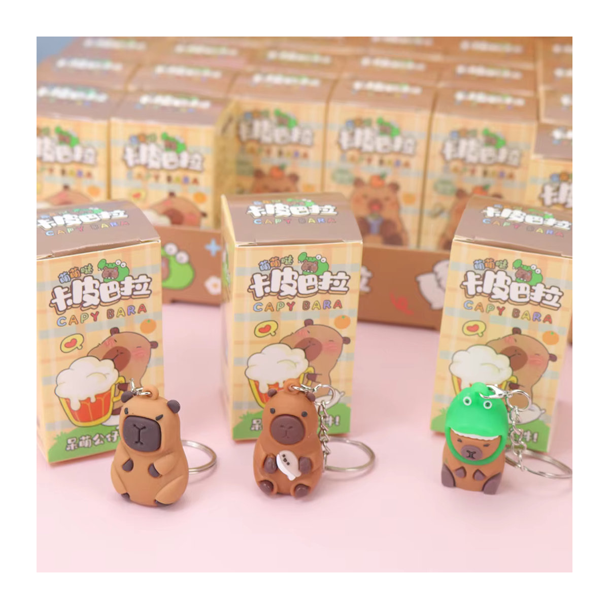 Capybara Blind Box Actionfigur aus Kunststoff in Braun als Geschenk für Kinder - Bild 3