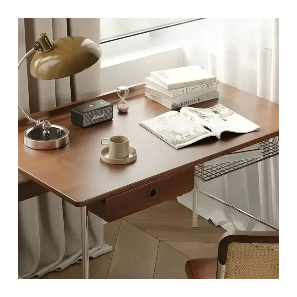 Cavandon Schreibtisch aus Holz in Braun im skandinavischen Design für Schlafzimmer und Büro - Bild 4