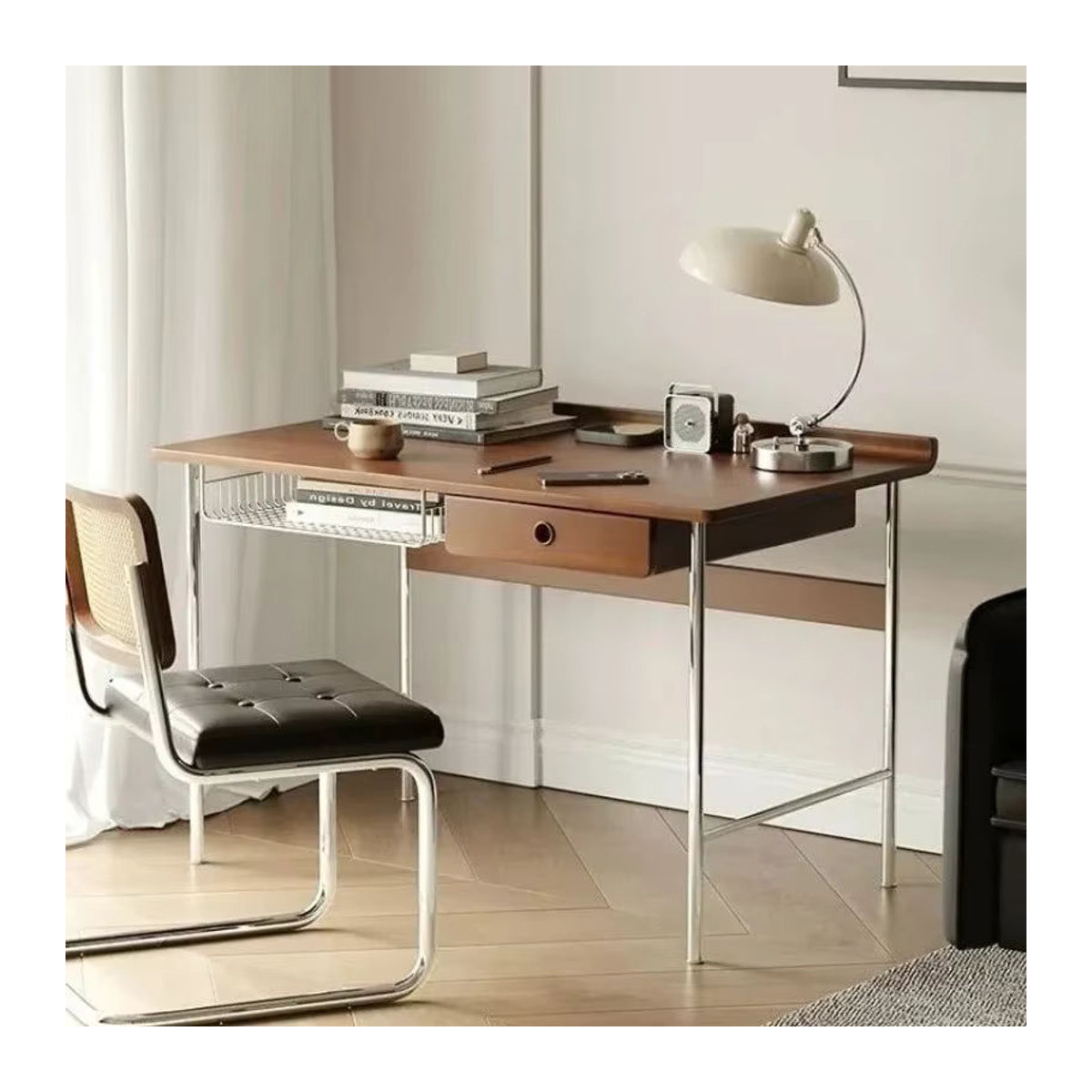 Cavandon Schreibtisch aus Holz in Braun im skandinavischen Design für Schlafzimmer und Büro - Bild 5