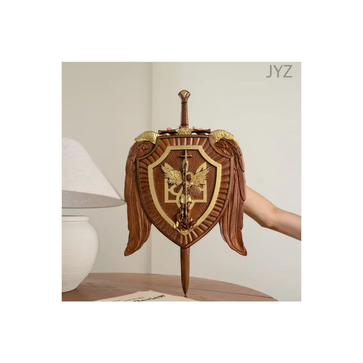 Christliche Wanddekoration Heiliges Schwert Erzengel Michael Schild als Holzschnitzerei in Braun - Bild 7