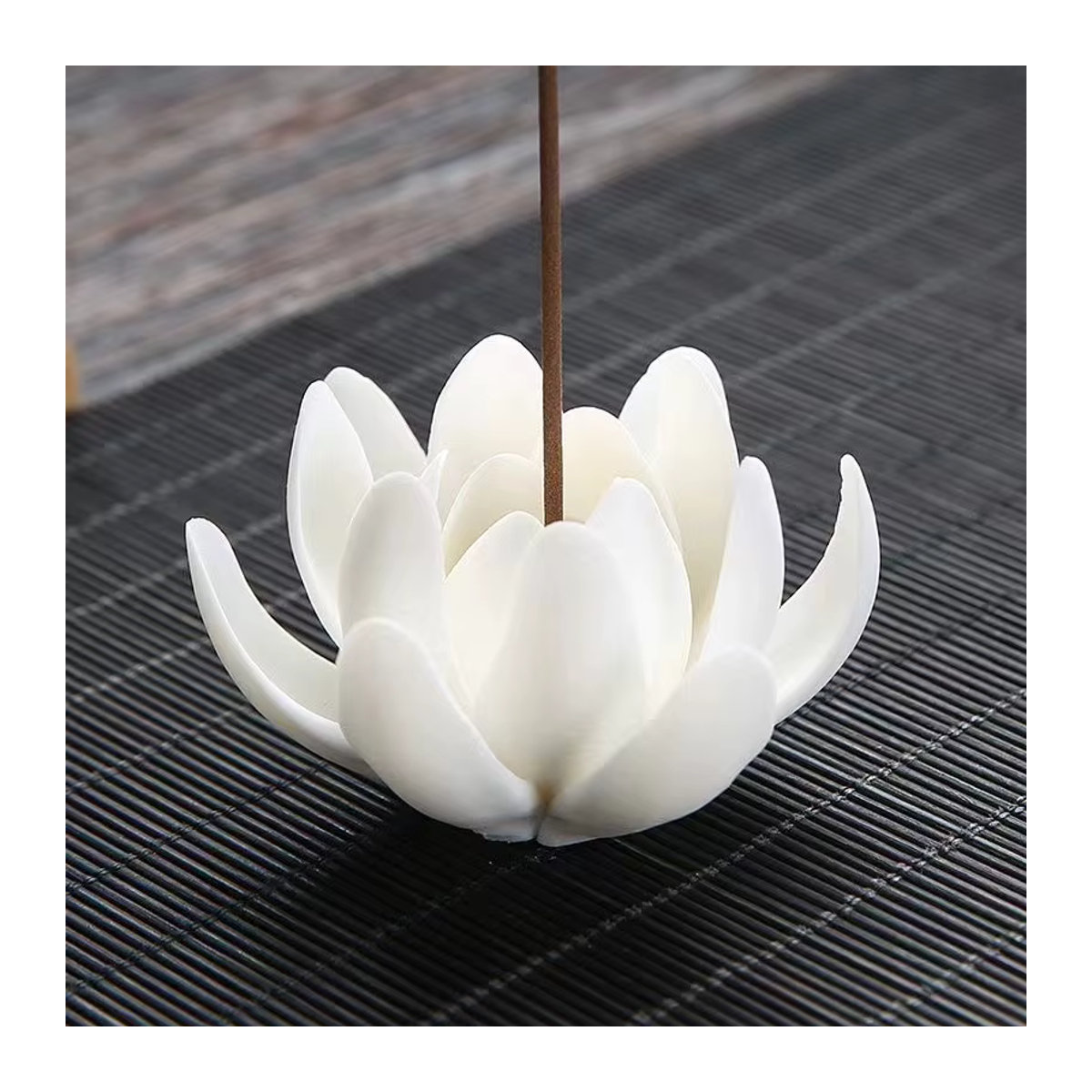 Ciqcai Lotus Weihrauchhalter aus Keramik in Rosa und Weiß für Buddha-Hallen und zur Dekoration - Bild 4