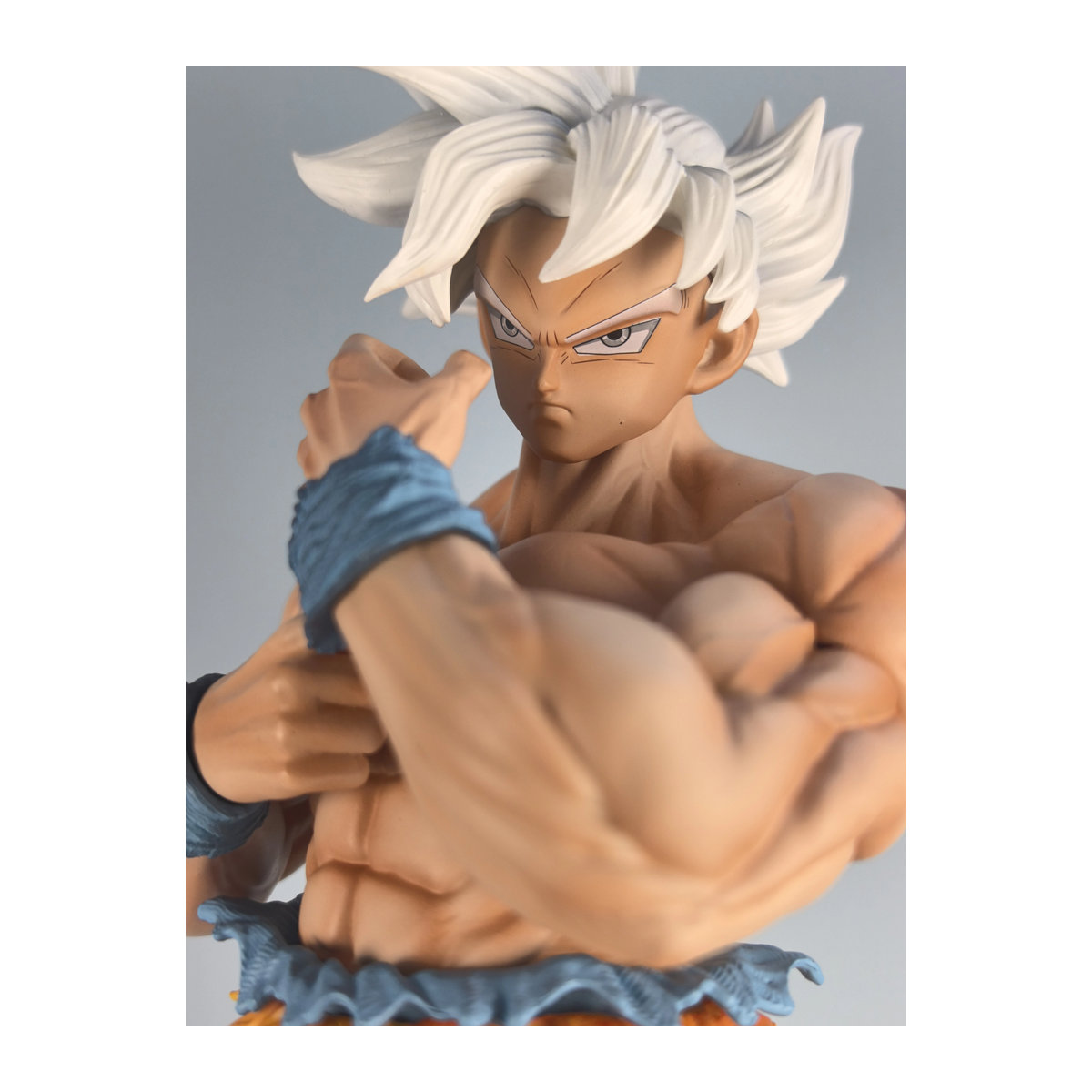 CK Studio Dragon Ball Anime-Figur Ultra Instinct Son Goku Kakarotto PVC-Statue, mehrfarbig, Höhe: 35 cm - Bild 2