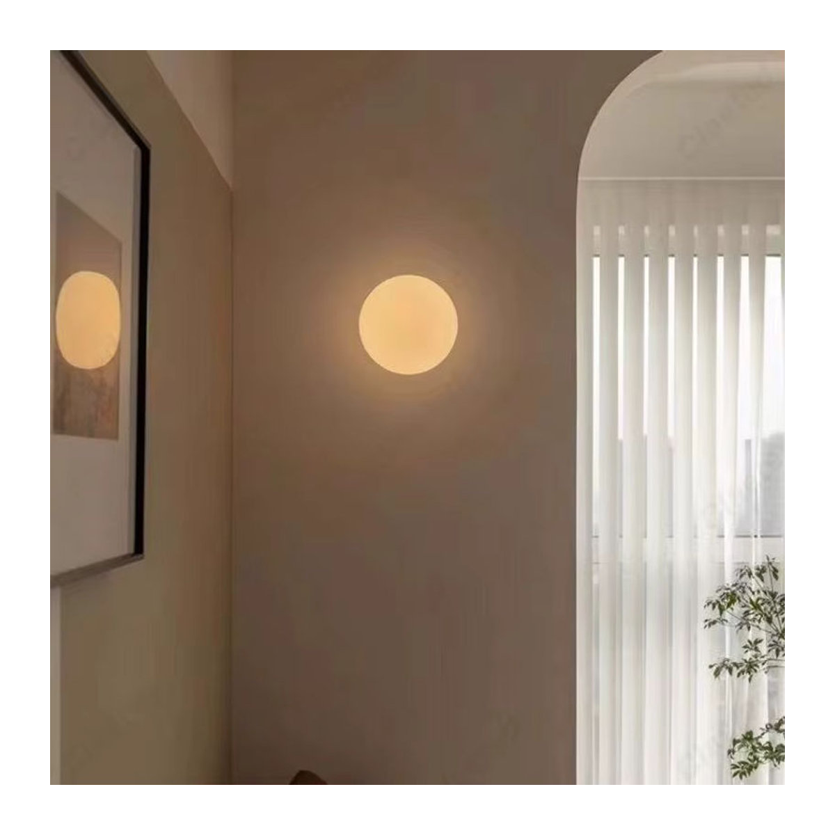 Claeted LED-Wandleuchte aus Glas in Weiß mit minimalistischem Design für Wohnzimmer, Flur, Badezimmer und Schlafzimmer - Bild 2