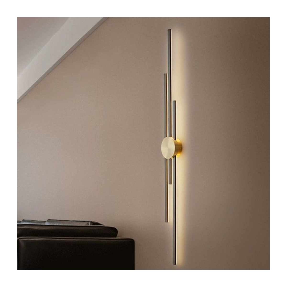 Claeted Moderne Wandlampe in Schwarz und Gold, minimalistisches Design für Schlafzimmer und Wohnbereich - Bild 1