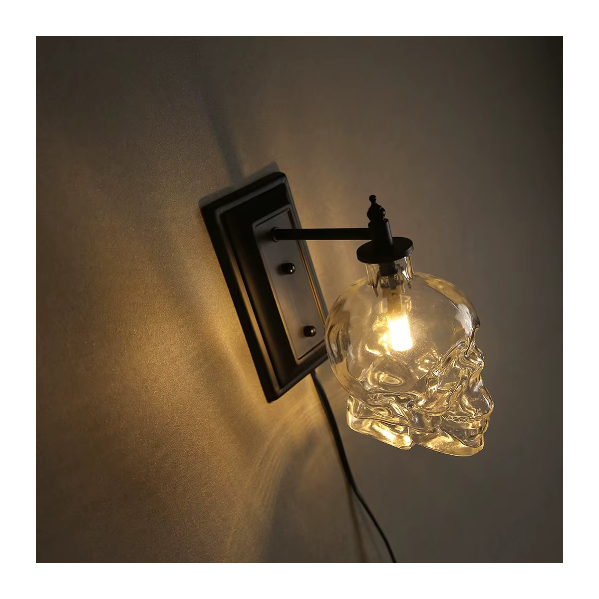 Claeted Retro LED Schädel Wandleuchte in Schwarz mit Glaselementen für Bar Café Wohnzimmer und Schlafzimmer - Bild 2