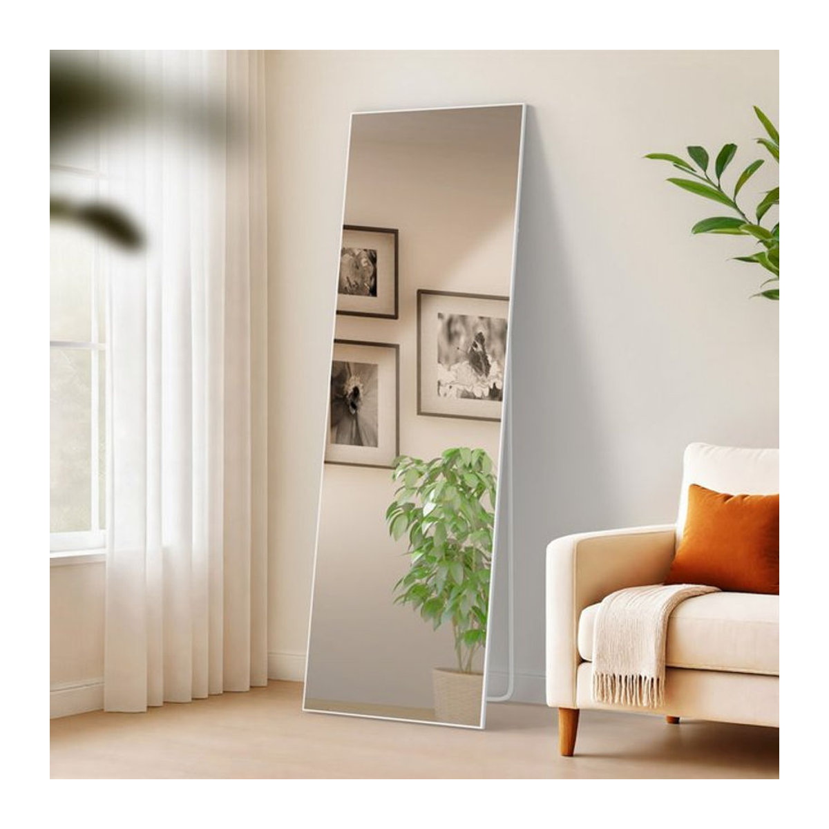 CLP Benicia Ganzkörperspiegel mit Metallrahmen in Weiß, rechteckiger Standspiegel und Wandspiegel in minimalistischem Design - Bild 1
