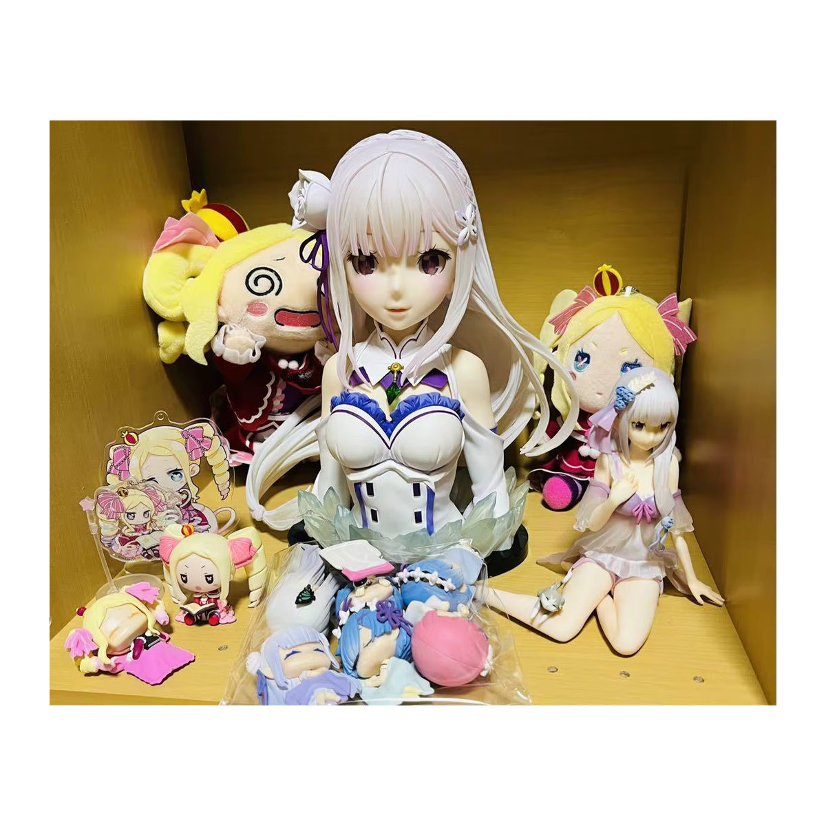 COKANO Emilia Rem Anime Schlaffiguren aus Re:Zero - Stehende Kawaii Kapsel Spielzeug Figuren in Mehrfarbig - Bild 2