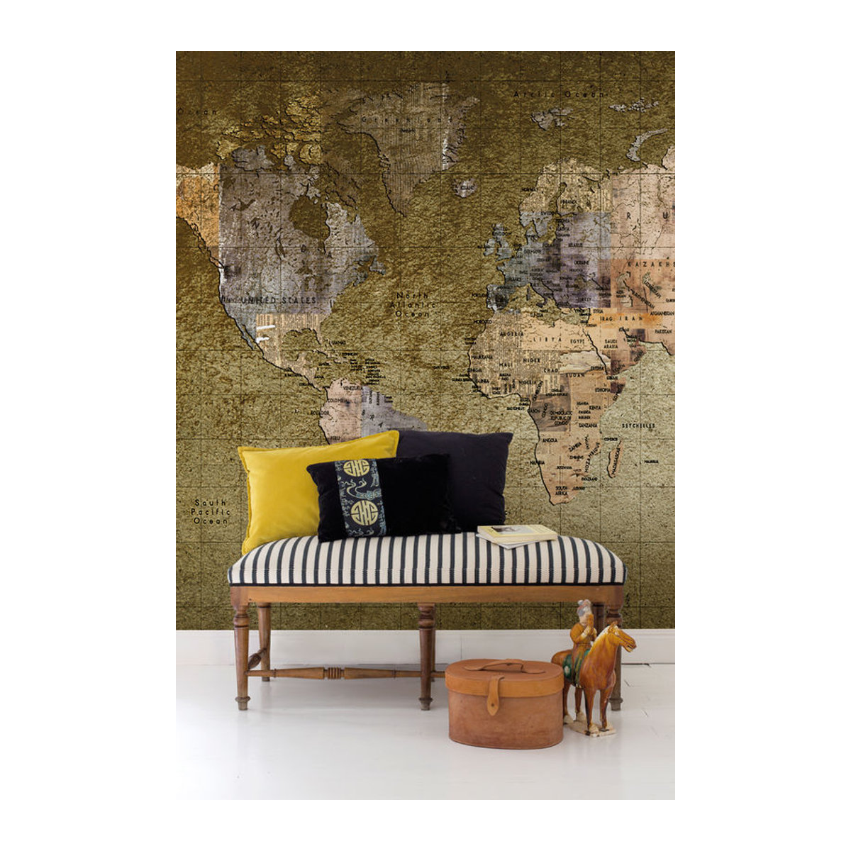 Coordonne Wandtapete Newspaper Map Weltkarte im Vintage-Stil aus Vlies und Papier in Gold und Braun - Bild 2