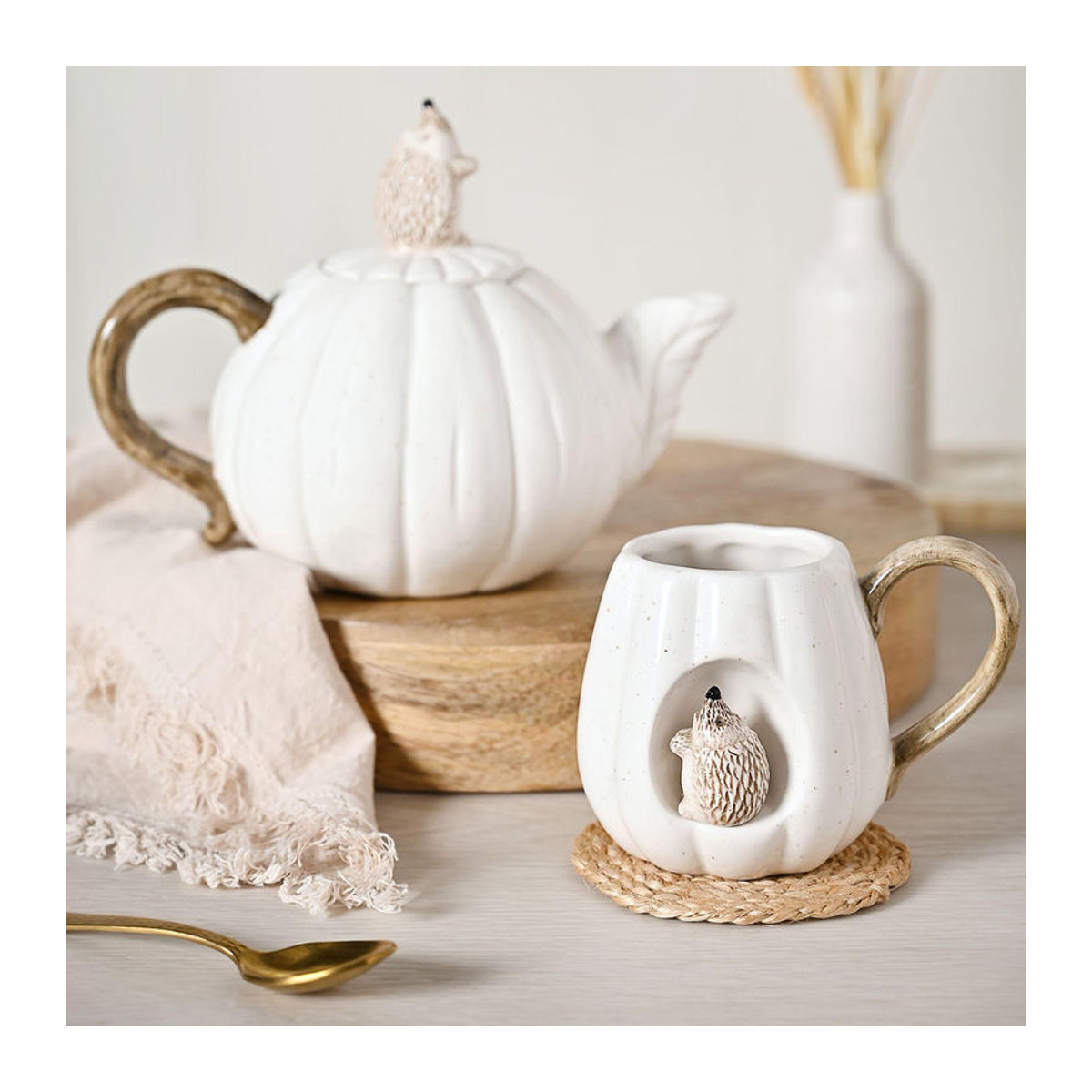 Country Living Igel Teekanne aus Keramik in Weiß im Landhausstil, Höhe: 13,5 cm, Breite: 16 cm, Tiefe: 21,5 cm - Bild 2