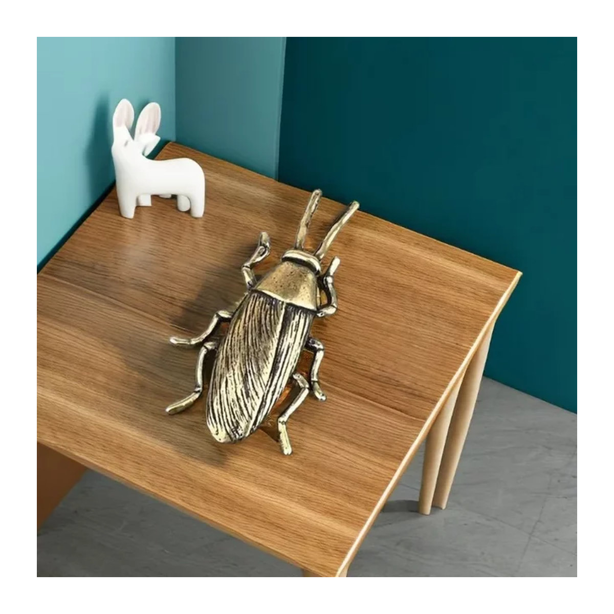 Crafts Collection Miniatur-Kakerlake aus Messing als lustige Tischdekoration in Gold und Grau - Bild 1
