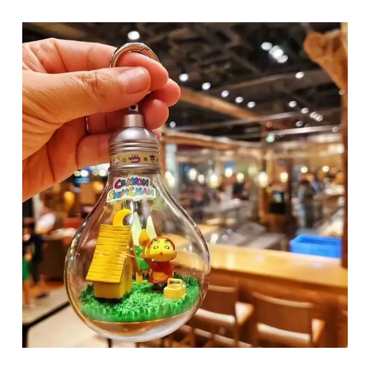 Crayon Shin-Chan Blind Box Spielzeug mit leuchtender Miniatur-Szene als Nachtlicht-Ornament und Anhänger, mehrfarbig - Bild 4