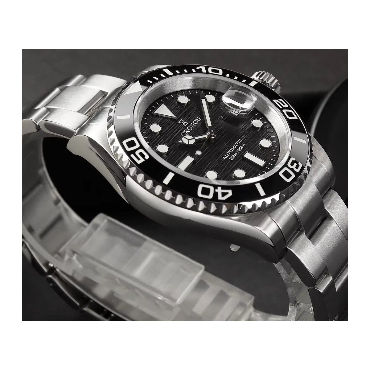 Cronos Sub Diver Herrenuhr aus Edelstahl in Schwarz mit Keramiklünette und 200 Meter Wasserdichtigkeit - Bild 3