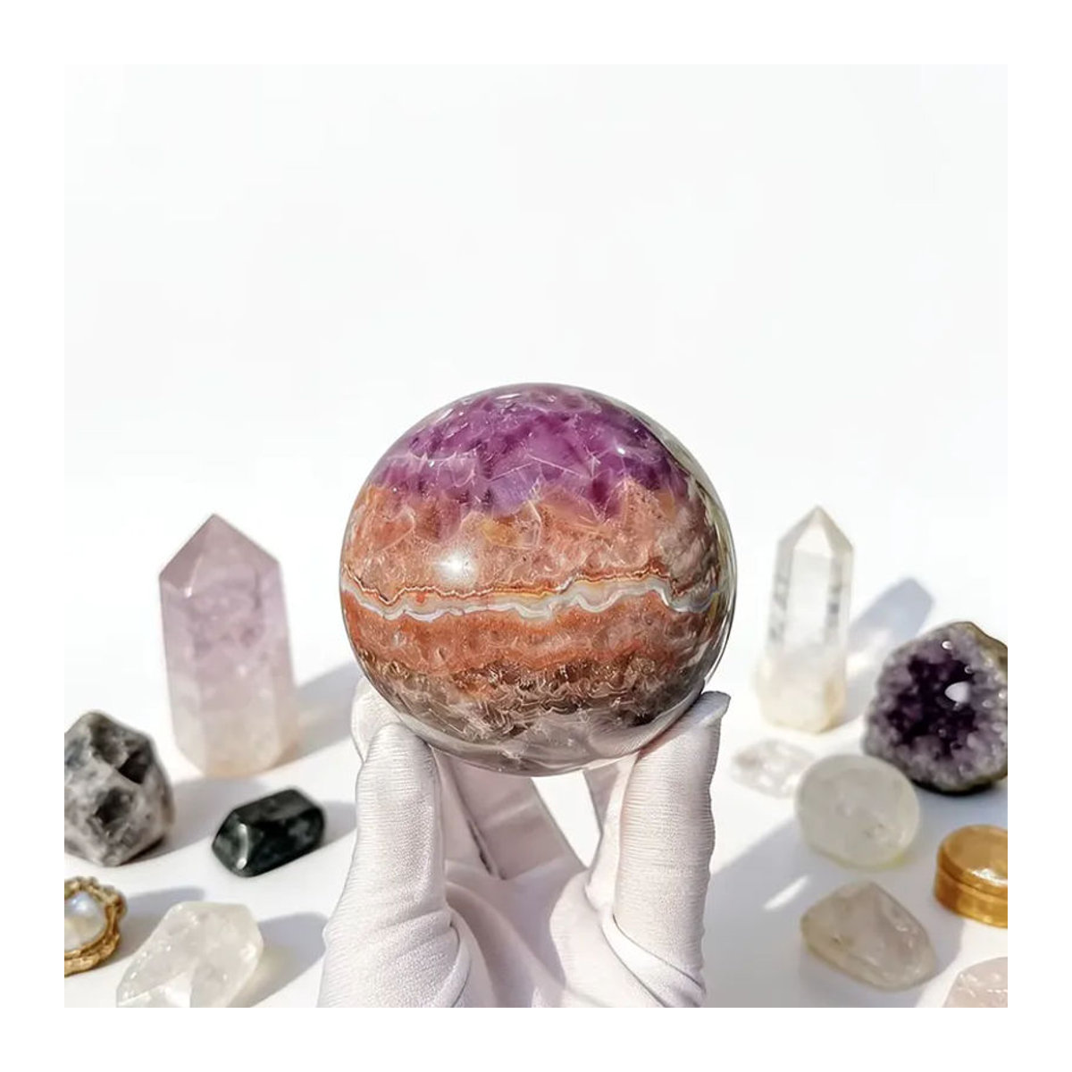 Crystalhola Amethyst-Achat Steinkugel in Lila als dekoratives Kunstobjekt für dein Zuhause - Bild 3