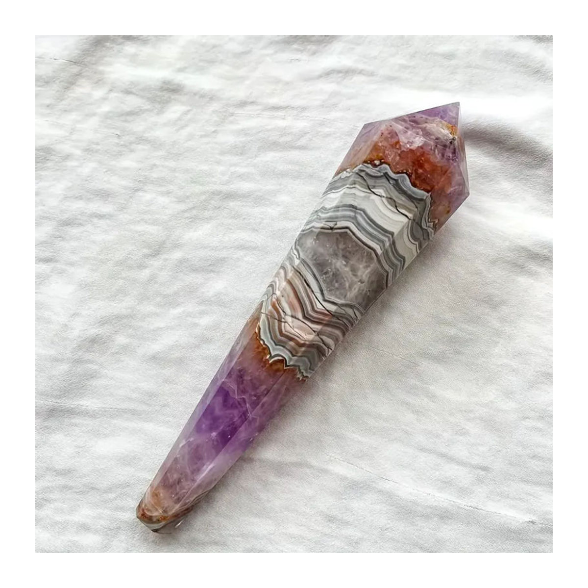 CrystalHola Amethyst-Spitzenachat-Stab in Lila mit Crazy Lace als abstrakte Dekoration, B/T/H: 12,5 x 12,5 x 12,5 cm - Bild 2