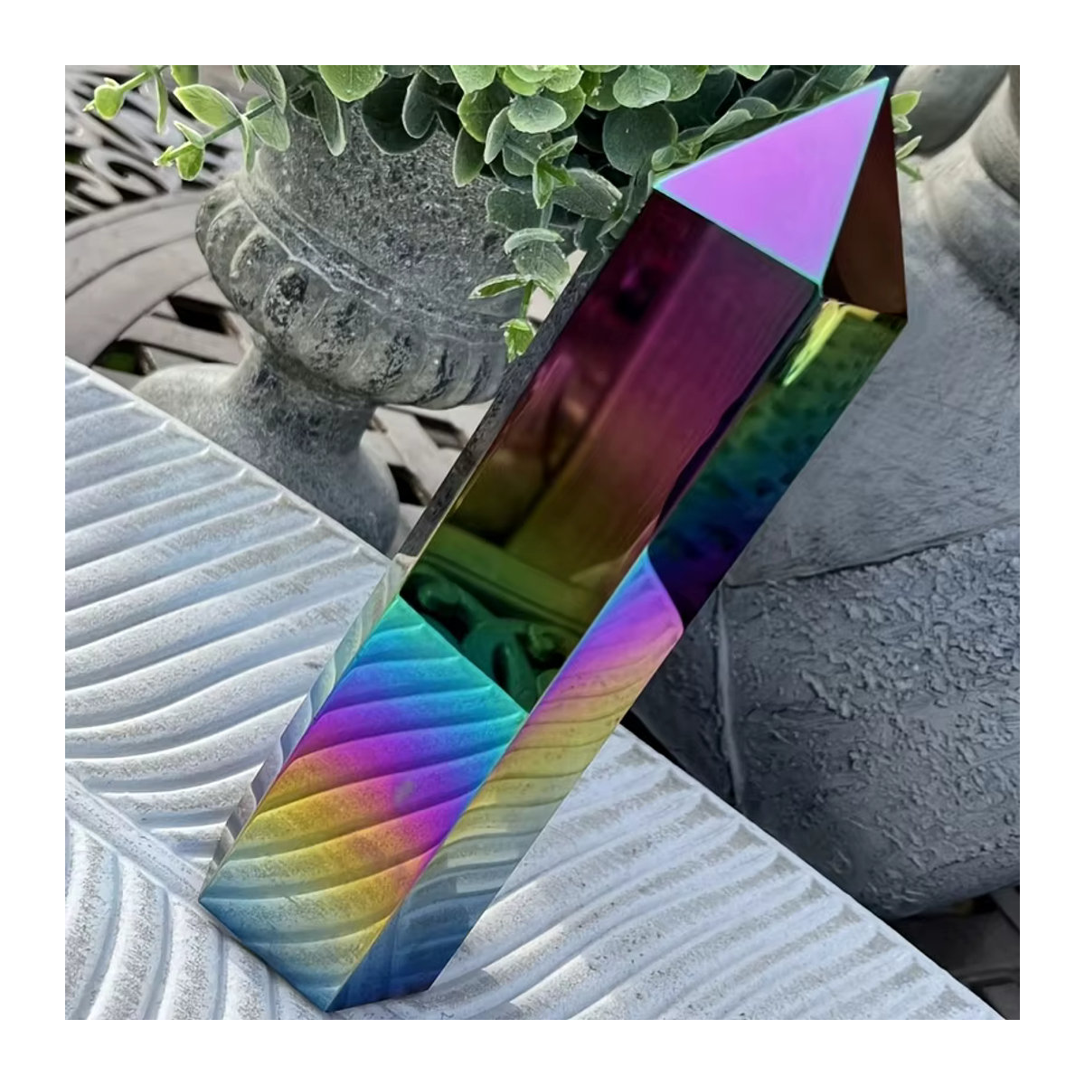 CrystalHola Aura-Obsidian-Kristallturm in mehrfarbig, schillernder Regenbogenoptik, geometrischer Stein für Schmuckherstellung und Dekoration - Bild 5