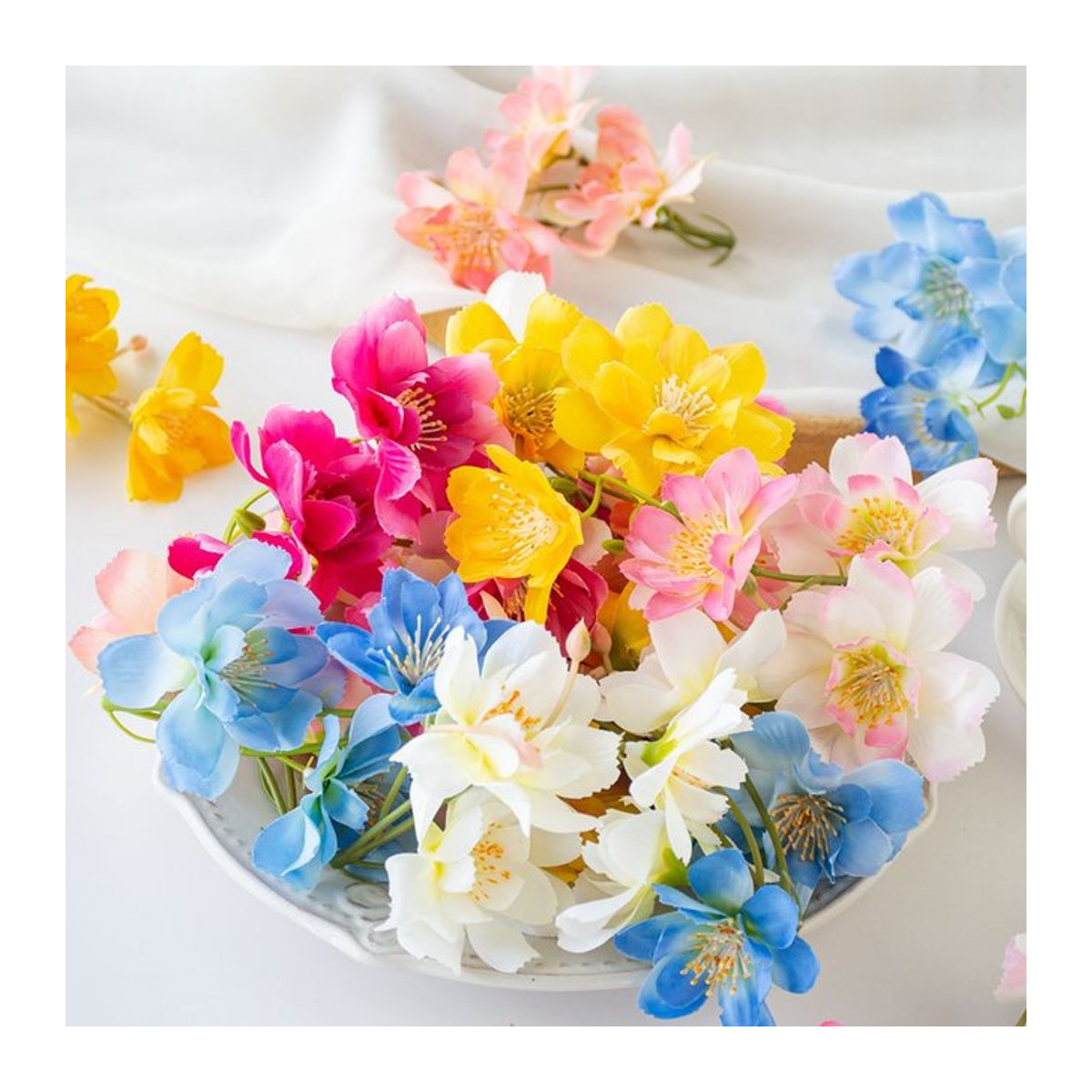 CYJT Künstliche Jasmin Blumen aus Seide, Mehrfarbige Textil-Blumen für Hochzeitsstrauß und Dekoration - Bild 1