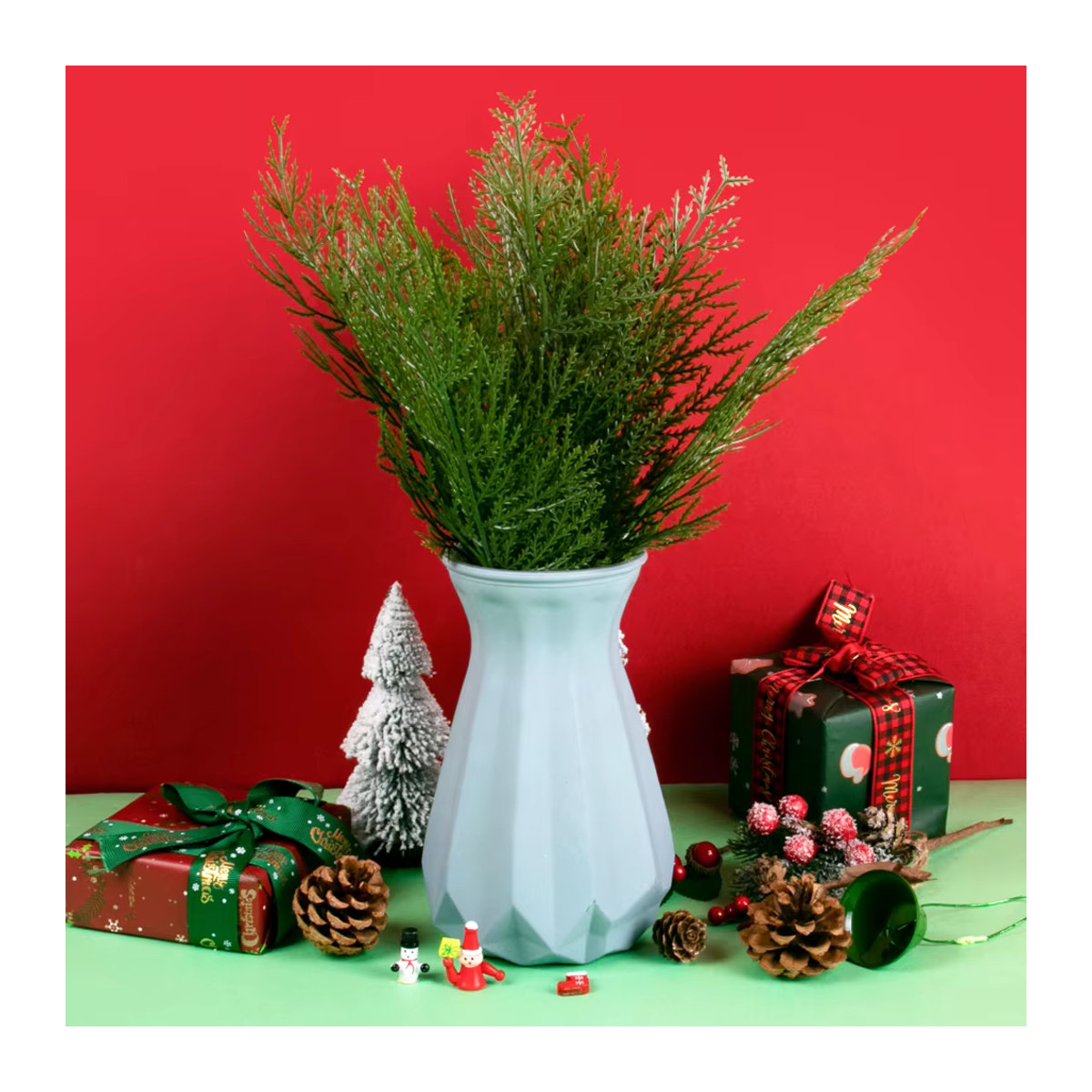 Cyuan Künstliche Kiefernzweige in Grün für Weihnachtsdekoration und DIY-Kränze, 12 Stück - Bild 2