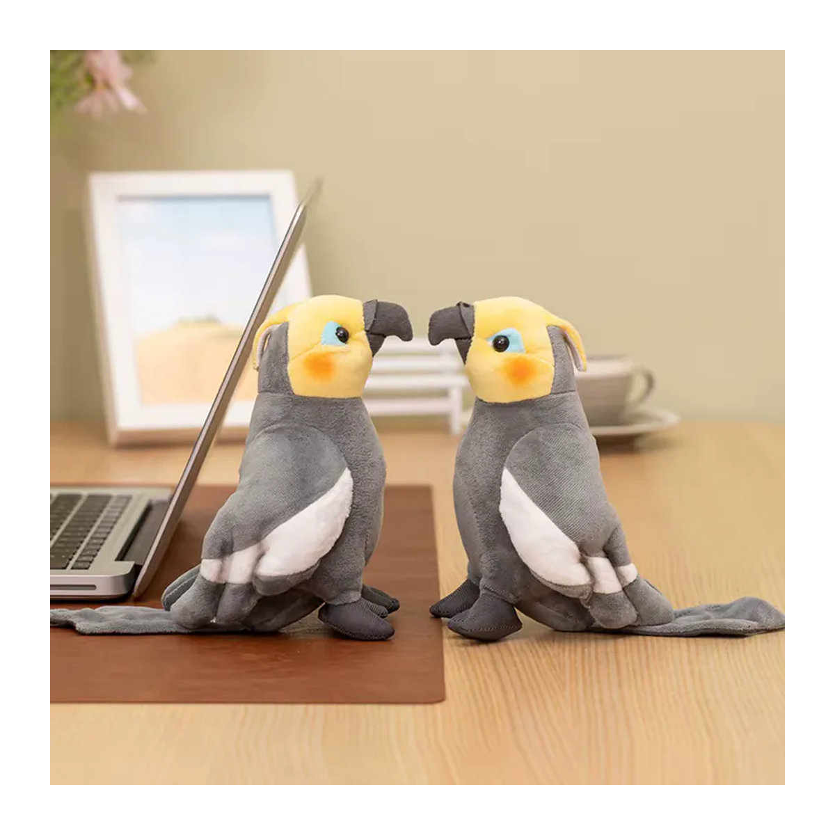 DABOTU Nymphensittich Plüschtier in Grau, 17 cm weiche Stoffpuppe als dekoratives Vogel-Ornament - Bild 1