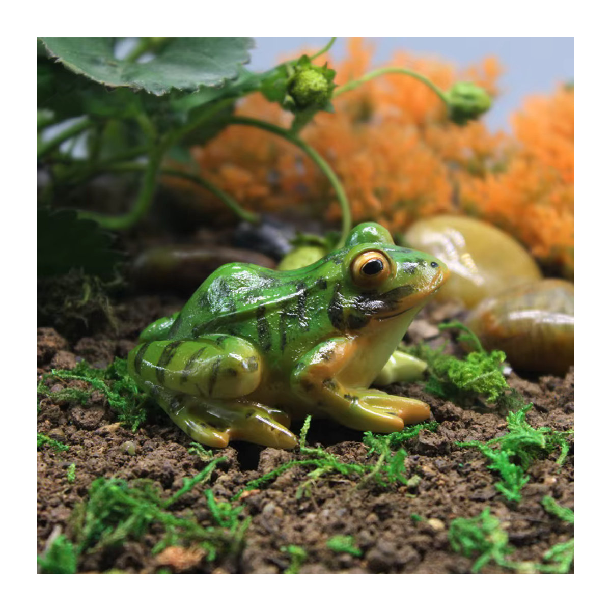 Dekorative Frosch Statue aus Kunstharz in Grün für Garten und Schreibtisch - Bild 2