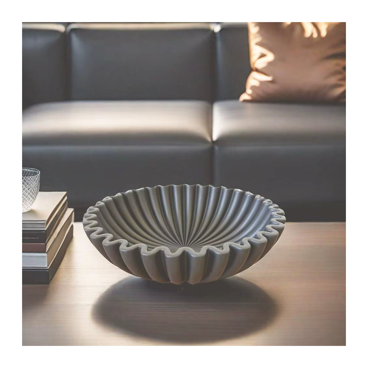 Dekorative Harzschale in Schwarz im Vintage-Stil mit Rüschen-Design, runde Schüssel für Tisch und Regal, Durchmesser: 15 cm bis 25 cm - Bild 1
