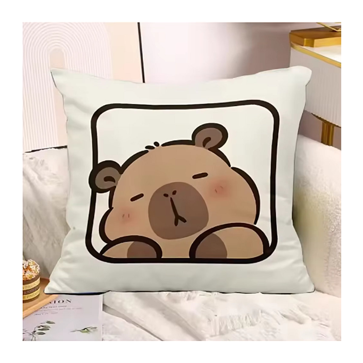 Dekorativer Kissenbezug mit niedlichem Capybara-Druck in Mehrfarbig für dein Wohnzimmer oder Schlafzimmer - Bild 3