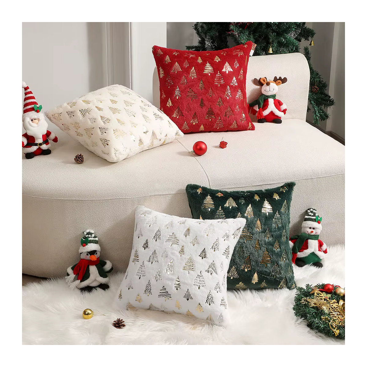 Dekorativer Plüsch-Kissenbezug von CANIRICA mit Weihnachtsfolienmuster in Beige und Mehrfarbig, B/T/H: 45 x 45 x 45 cm - Bild 1