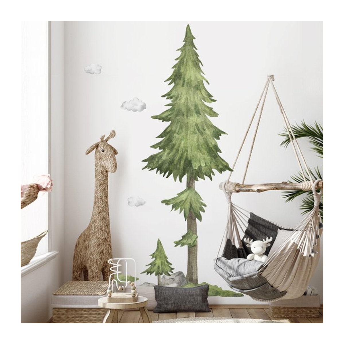 Dekorativer Waldbaum-Wandaufkleber in Grün für Kinderzimmer und Wohnzimmer, Kiefernbaum-Wandtattoo aus Kunststoff, Höhe: 215 cm - Bild 1