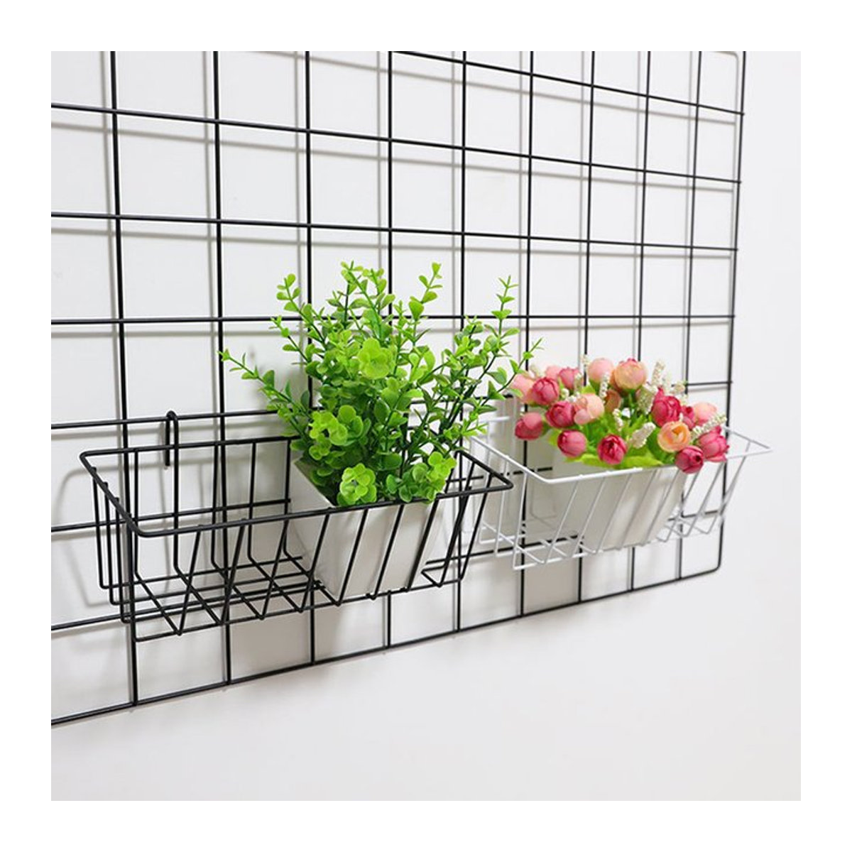 Dekoratives Metall Wandregal als DIY Gitter Display Rack für Blumentöpfe und Home Dekoration in Schwarz oder Weiß - Bild 1