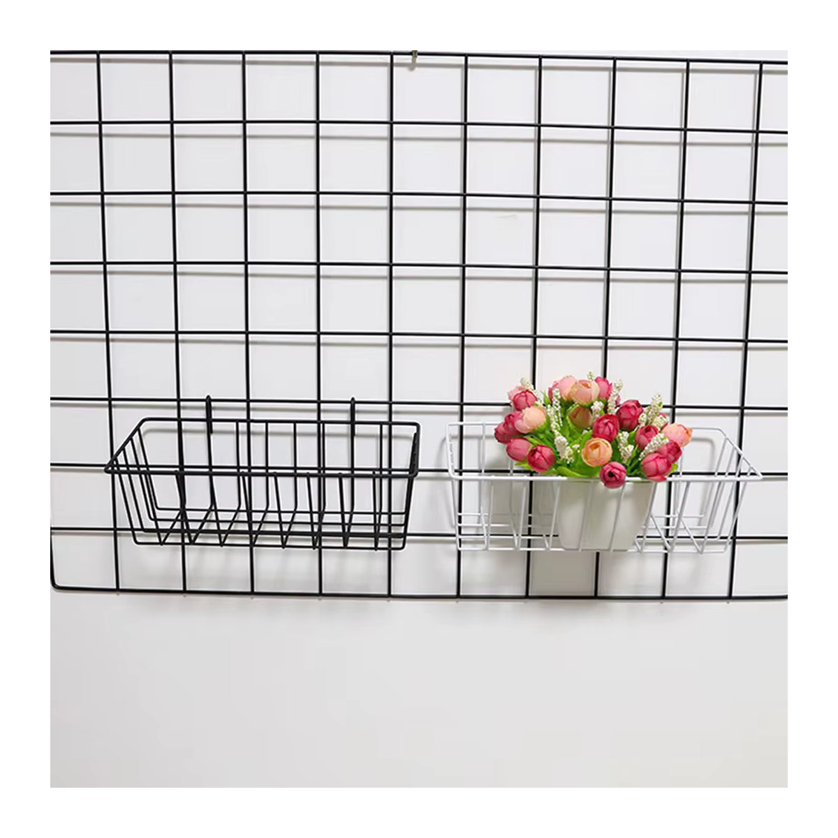 Dekoratives Metall Wandregal als DIY Gitter Display Rack für Blumentöpfe und Home Dekoration in Schwarz oder Weiß - Bild 2