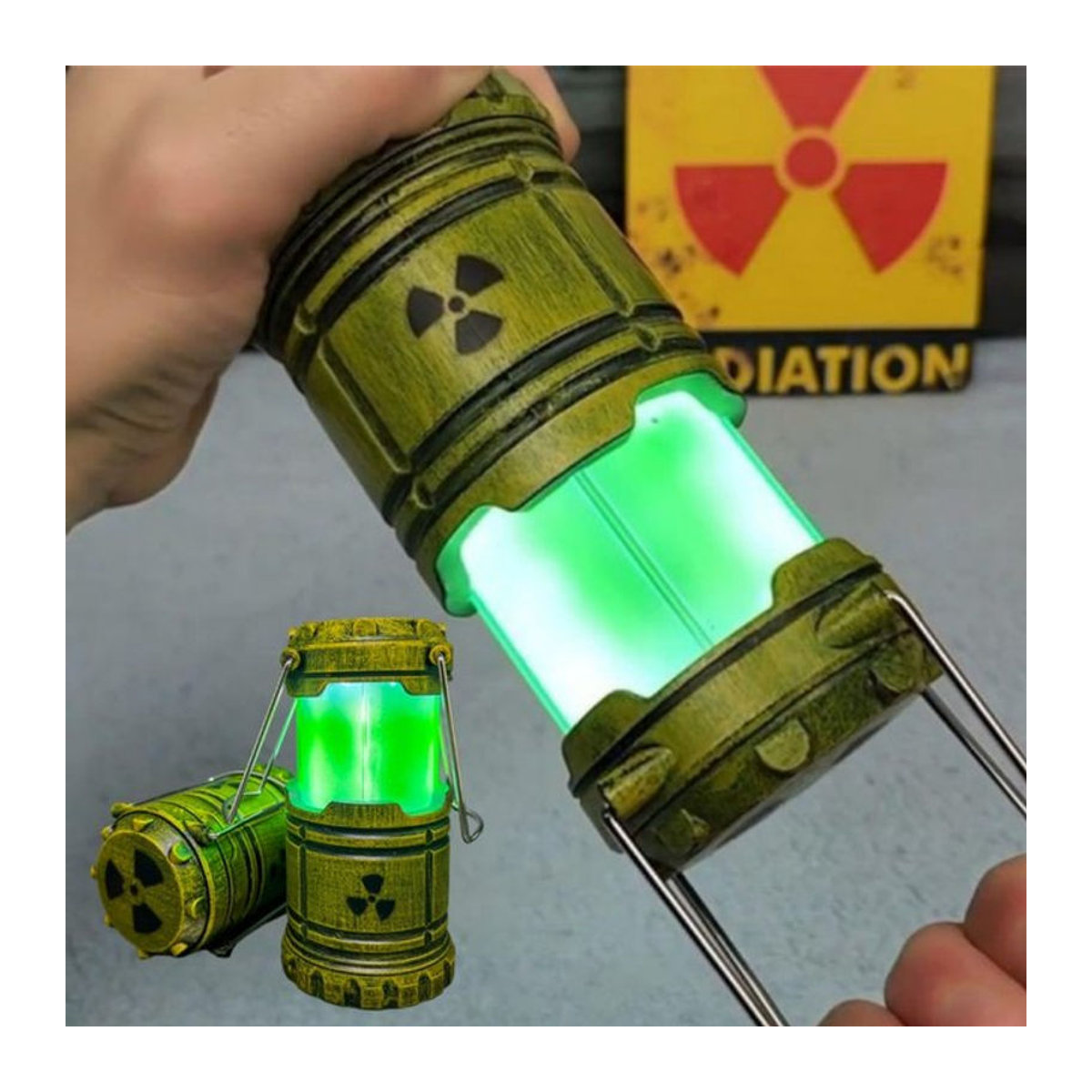 Dekoratives Nachtlicht im Industrial-Design als tragbare Mini-Reaktorlampe in Grün - Bild 1