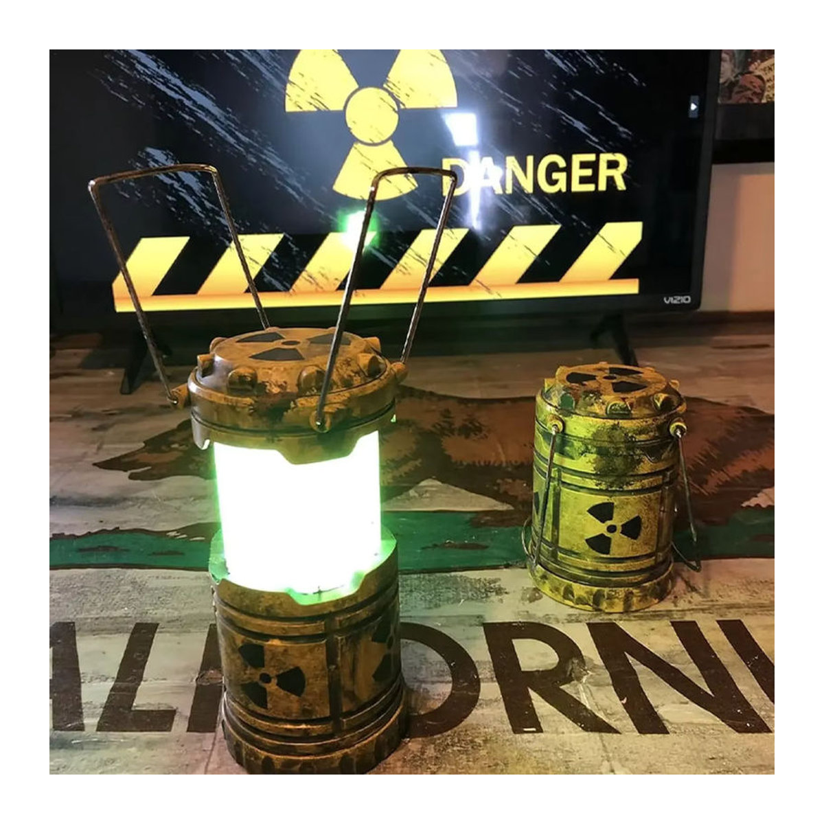 Dekoratives Nachtlicht im Industrial-Design als tragbare Mini-Reaktorlampe in Grün - Bild 3