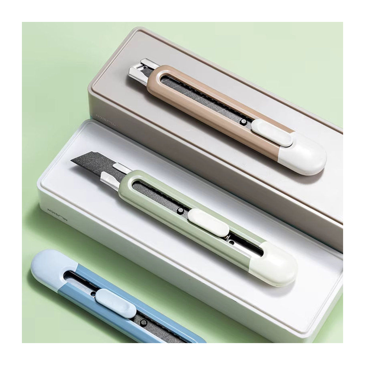 Deli Allzweckmesser 18mm in Grün und Bunt mit minimalistischem Design für Home Office und Schule - Bild 2