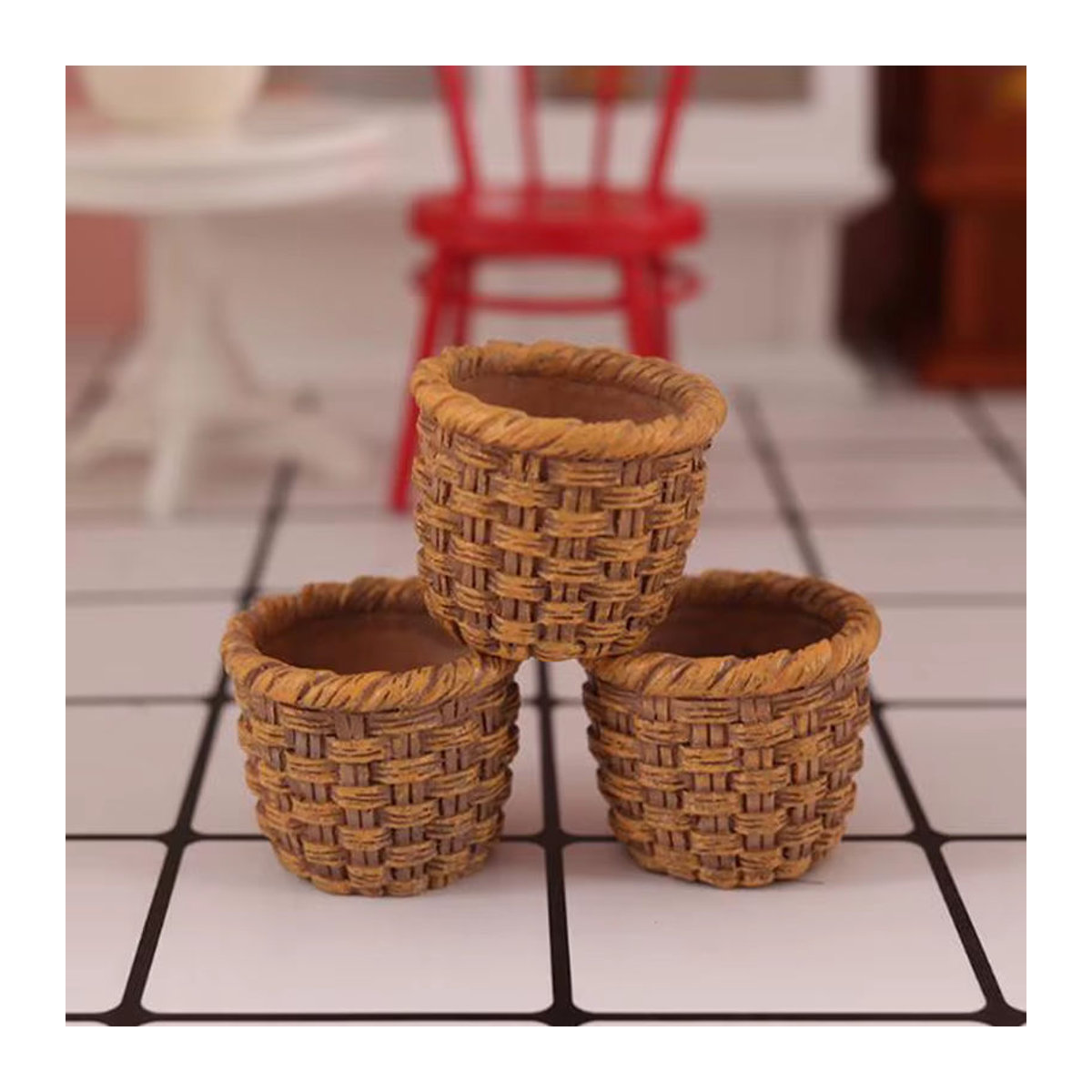 DIAPER&CORED Miniatur Puppenhaus Rattan-Aufbewahrungskorb für Lebensmittel in Braun, rustikales Design im Maßstab 1/12 - Bild 3