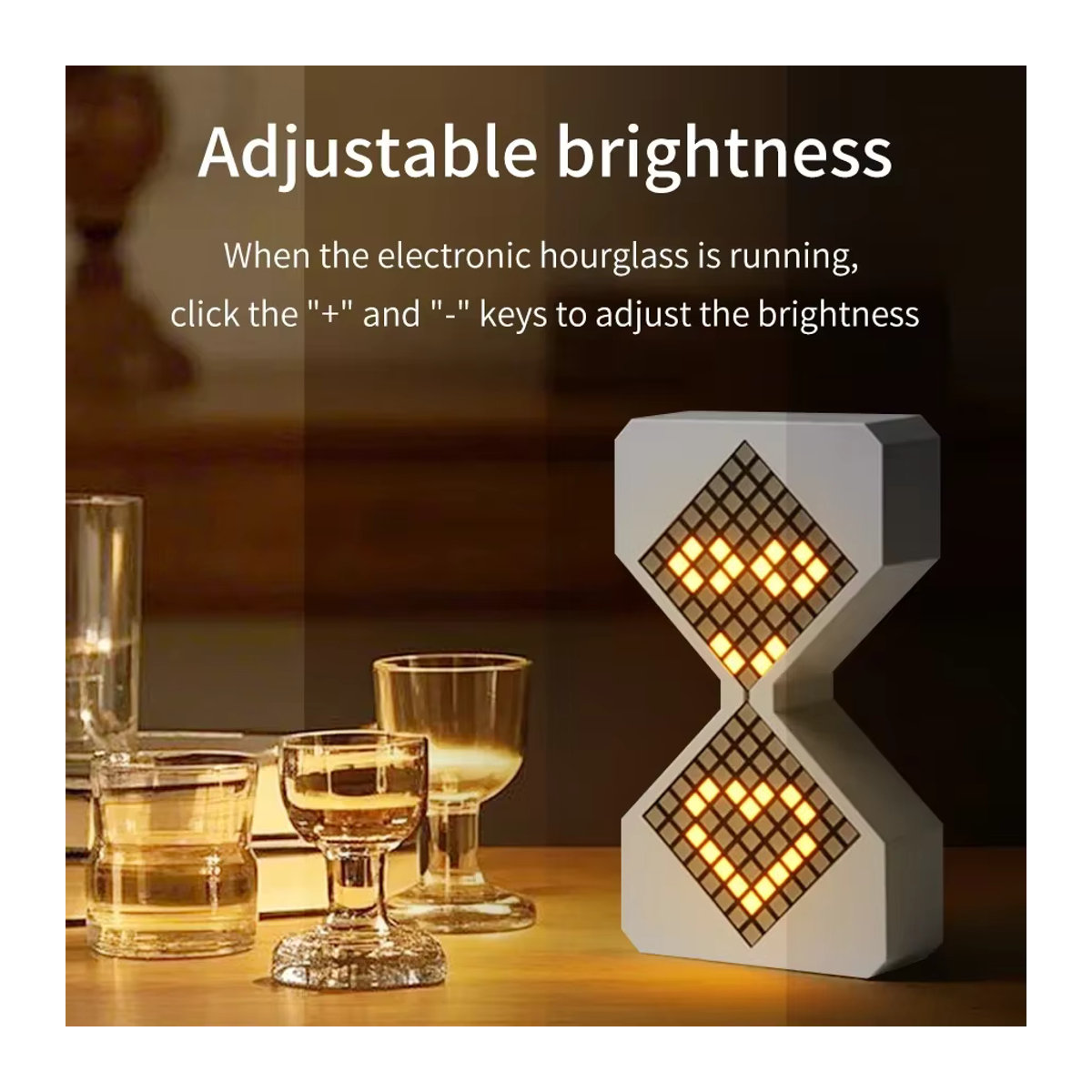 Digitale 3D Sanduhr im Cyber Style mit gelber Beleuchtung, geometrisches Design aus Kunststoff, mehrfarbig - Bild 2