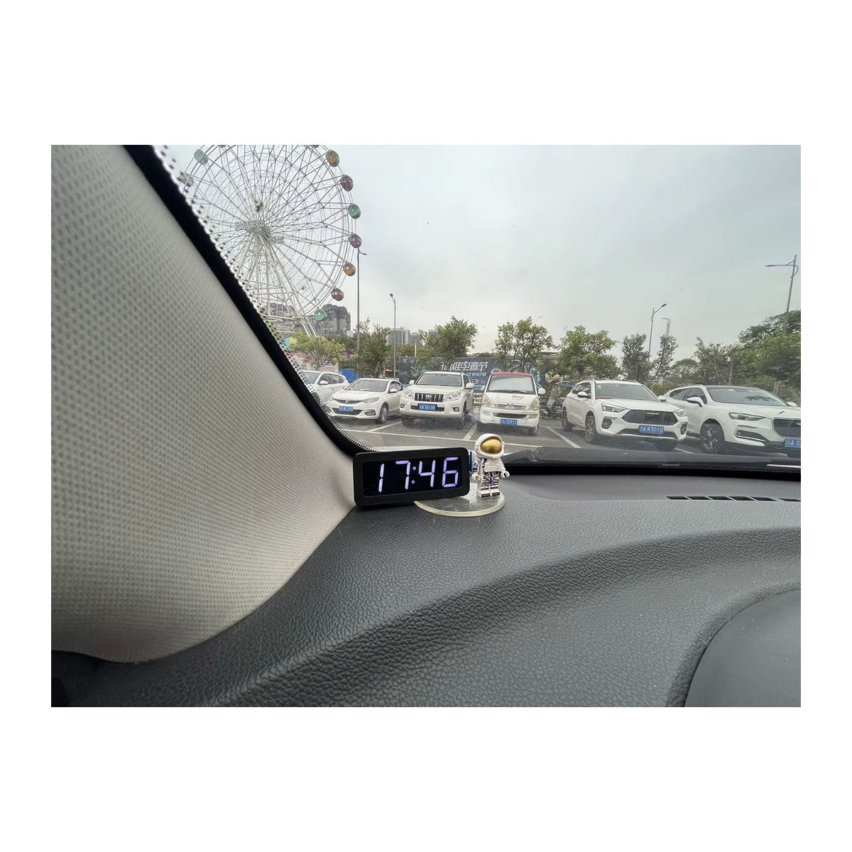 Digitale USB Auto Uhr mit GPS Beidou Automatik-Timing und LED Display für 12/24 Stunden, Schwarz oder Rot - Bild 4