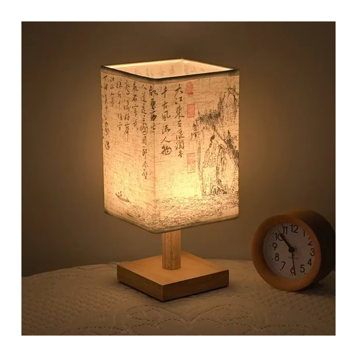 Dimmbare LED Tischlampe im chinesischen Stil mit Stoffschirm und Holzfuß in Beige - Bild 4
