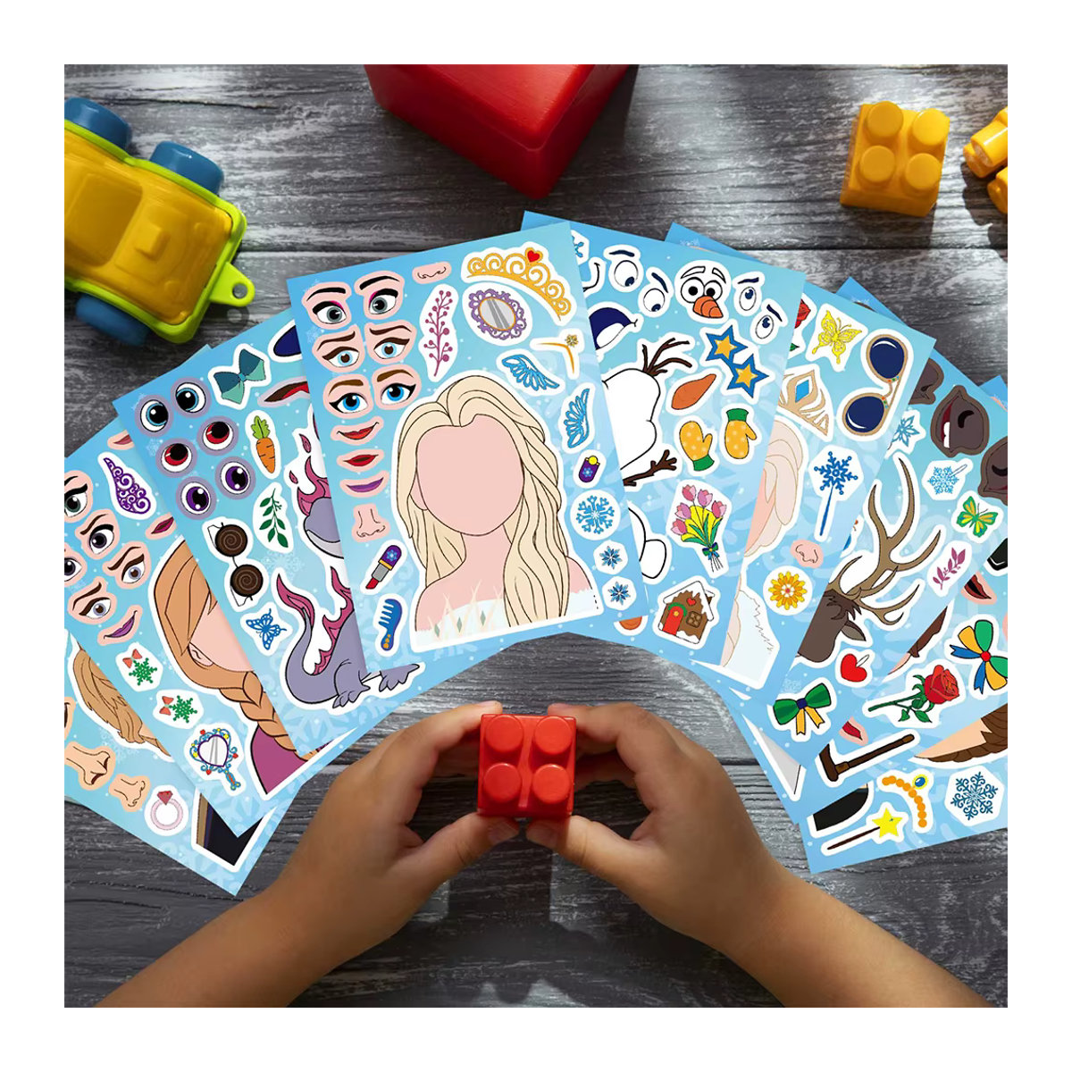 Disney Frozen Anime Puzzle-Aufkleber mit Elsa und Anna in Mehrfarbig - Bild 4