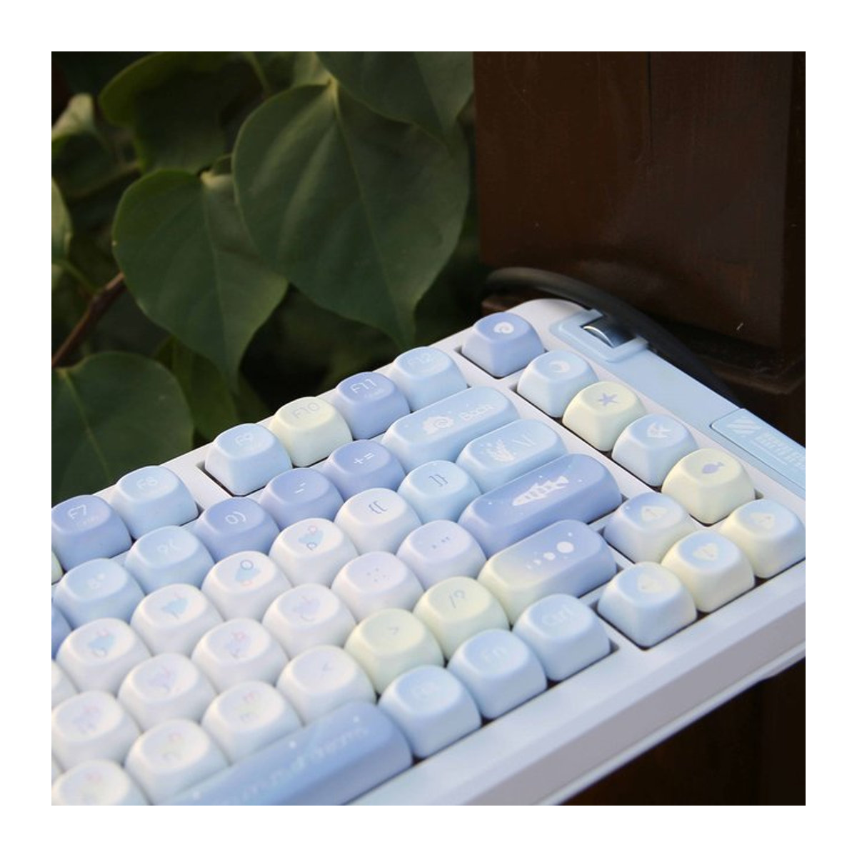 DIXSG Blue Dream PBT-Tastenkappen im MOA-Profil mit 130 Tasten für mechanische Gaming-Tastaturen, Farbe: Blau - Bild 1