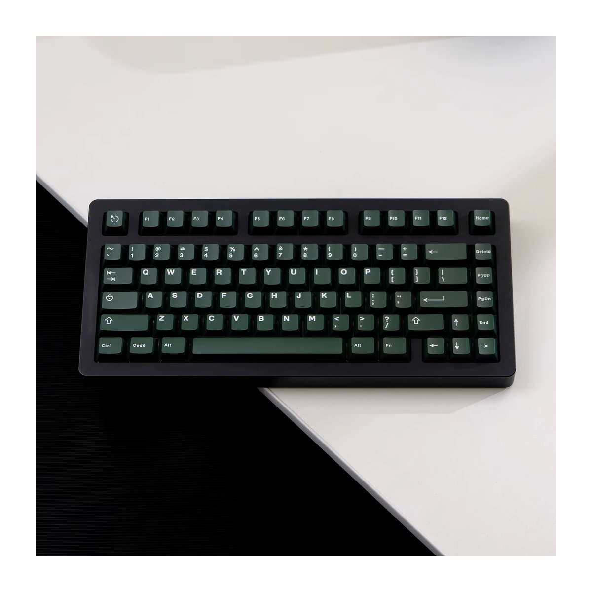 DIXSG Smaragd Tastenkappen Set aus ABS Kunststoff mit 121 Tasten in Grün und Beige im Cherry Profil für Gateron MX Switches - Bild 3