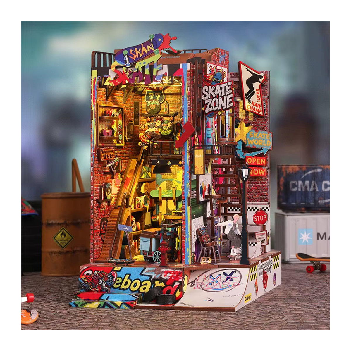 DIY Miniatur-Puppenhaus Buchnischen-Set aus Holz als 3D Holzpuzzle und kreative Schreibtisch-Dekoration in Mehrfarbig - Bild 2