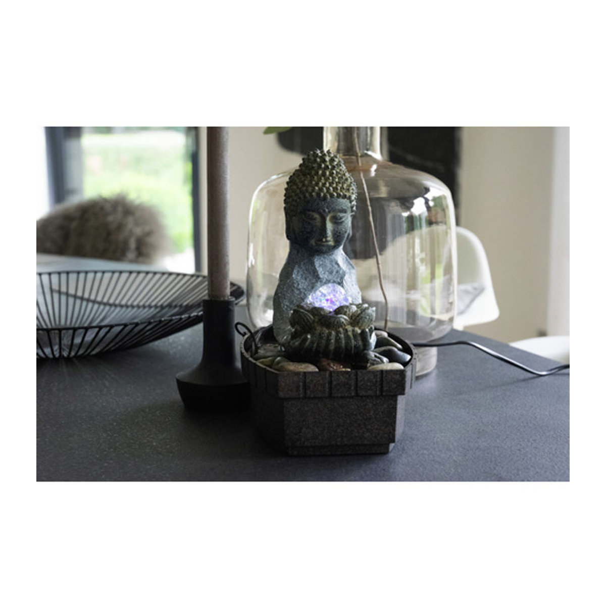 Dobar Buddha Zimmerbrunnen aus Polyresin mit LED-Beleuchtung und Pumpe, grau oder schwarz, B/H/T: 20 x 26 x 17 cm - Bild 5