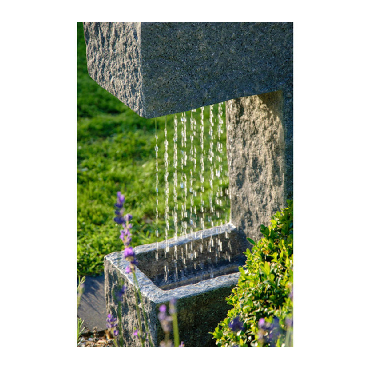 Dobar Gartenbrunnen aus Polyresin in Grau mit LED-Beleuchtung, Pflanzkasten und Wasserfall, B/H/T: 20,5 x 70 x 39 cm - Bild 3