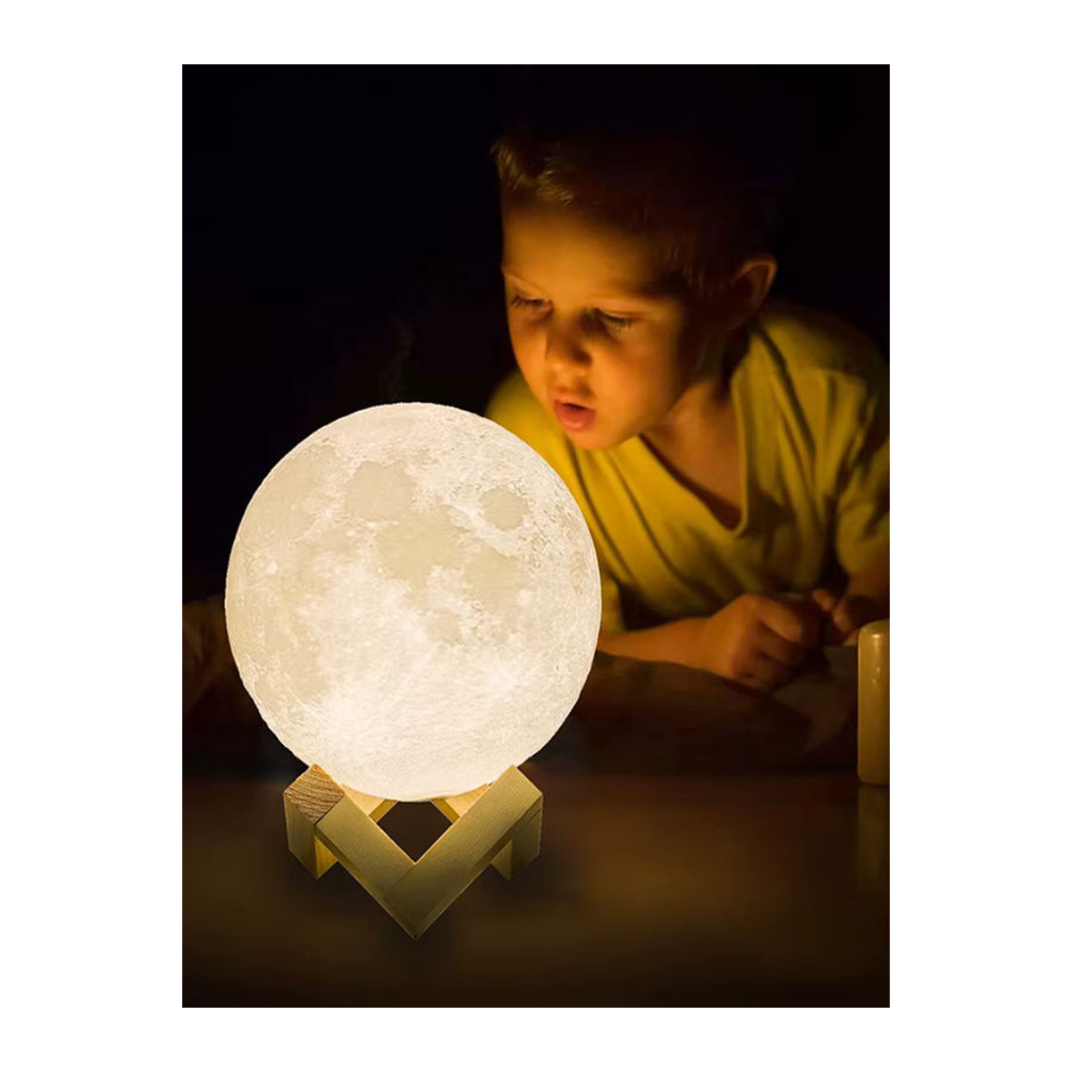 DOUWENXI 3D LED Mond Lampe Bunt als skandinavische Tischlampe für das Schlafzimmer oder als Dekoration - Bild 7