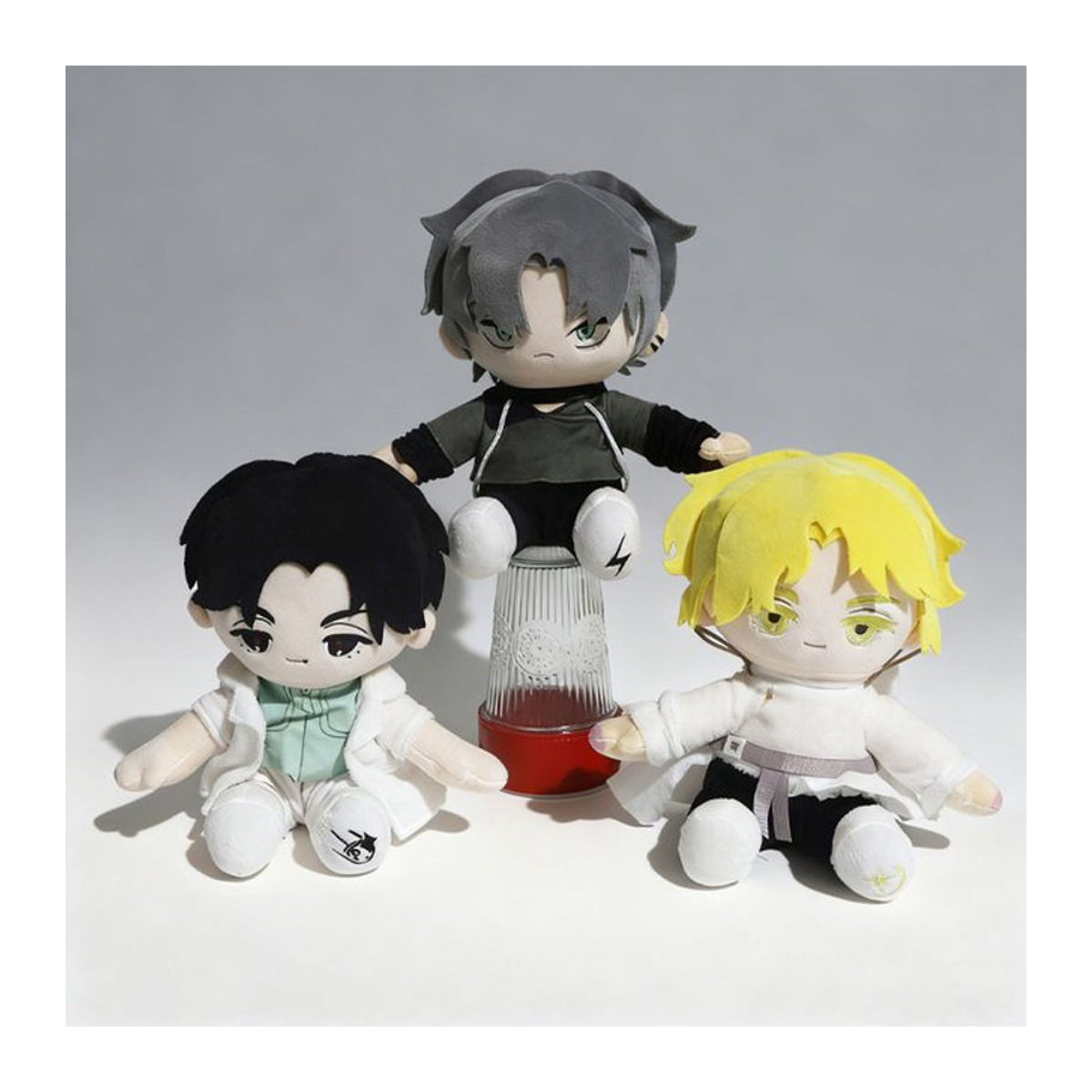 DOYOUDO Alien Bühne Plüschtier als mehrfarbiges Anime Merchandise Sammlerstück und Raumdekoration - Bild 1