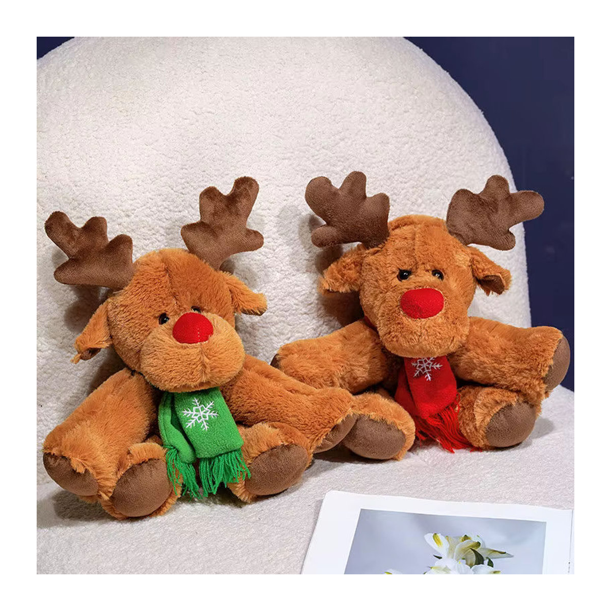 DOYOUDO Rentier Plüsch Spielzeug in Grün und Braun als weiches Weihnachts-Deko-Ornament für die Party-Atmosphäre - Bild 2