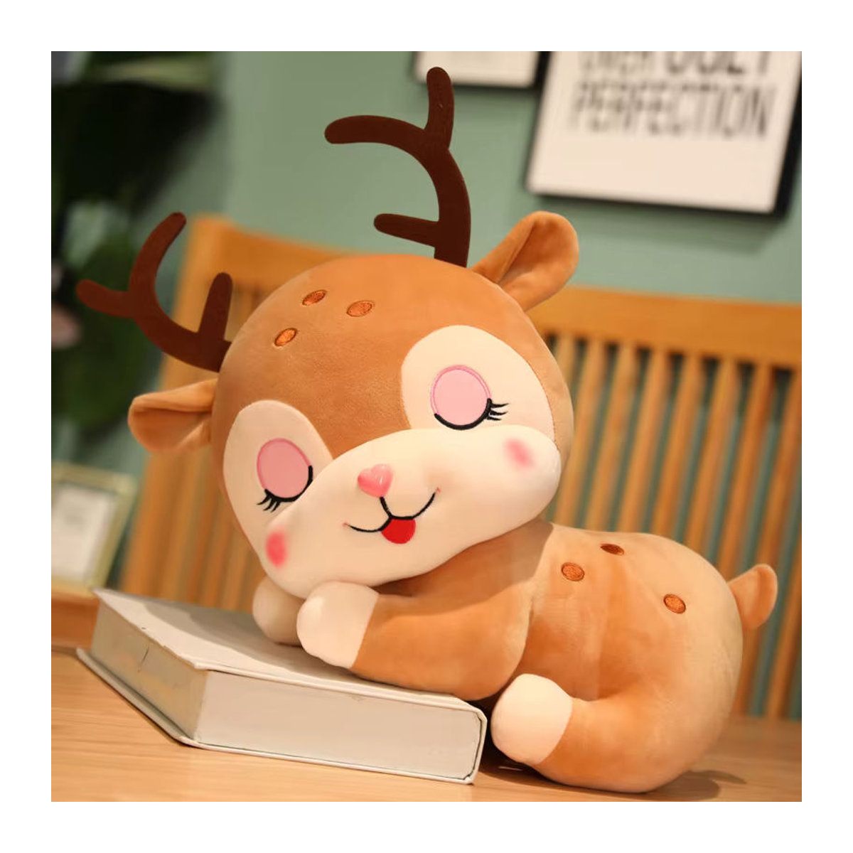 DOYOUDO Sika Deer Plüschtier Mehrfarbig, 25 cm Dekorative Tierfigur aus Textil - Bild 3