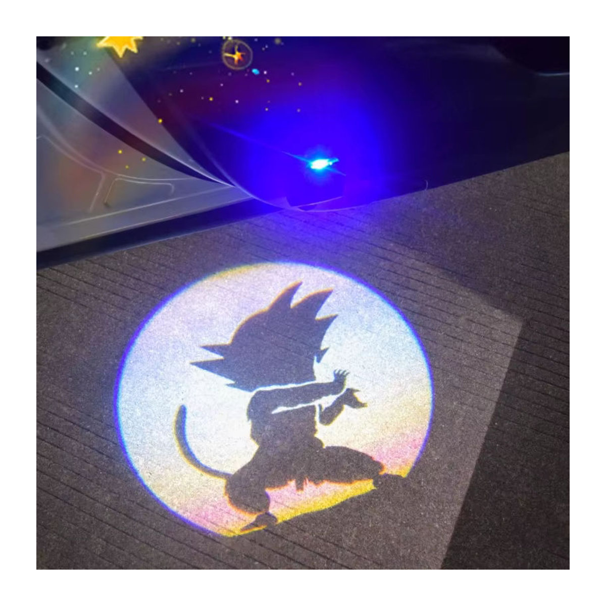 Dragon Ball Son Goku Kame Sennin Kabelloses Induktionslicht mit Türprojektion in Bunt - Bild 2