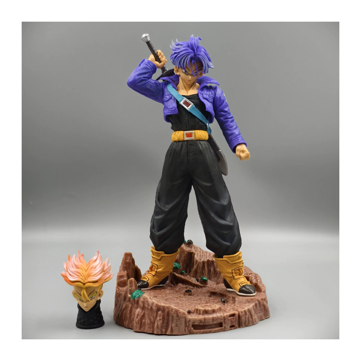 Dragon Ball Trunks Actionfigur aus PVC, mehrfarbiges Sammlerstück als Desktop-Ornament, Höhe: 22 cm - Bild 2